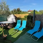 Apartments Ari And Bonnie - Cozy With Roof Terrace